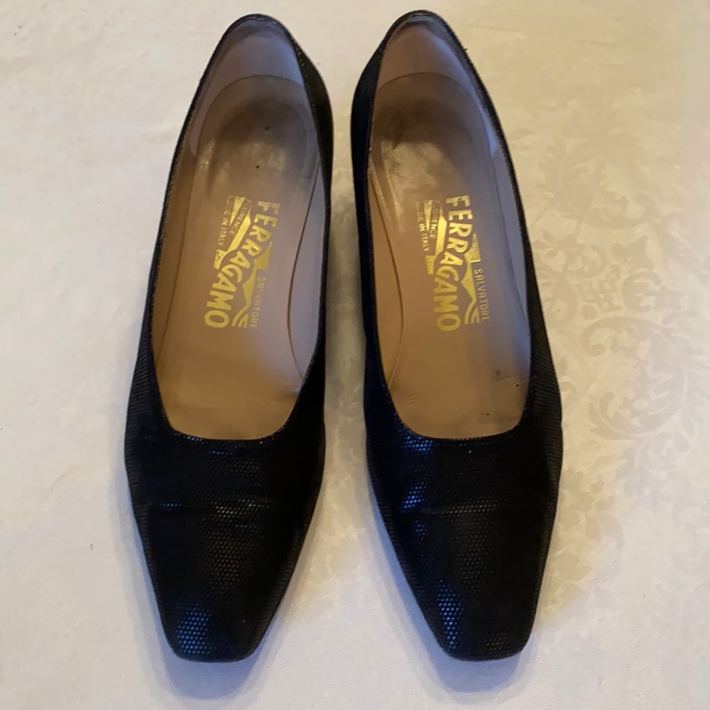 Ferragamo Black low pumps 6.5B
